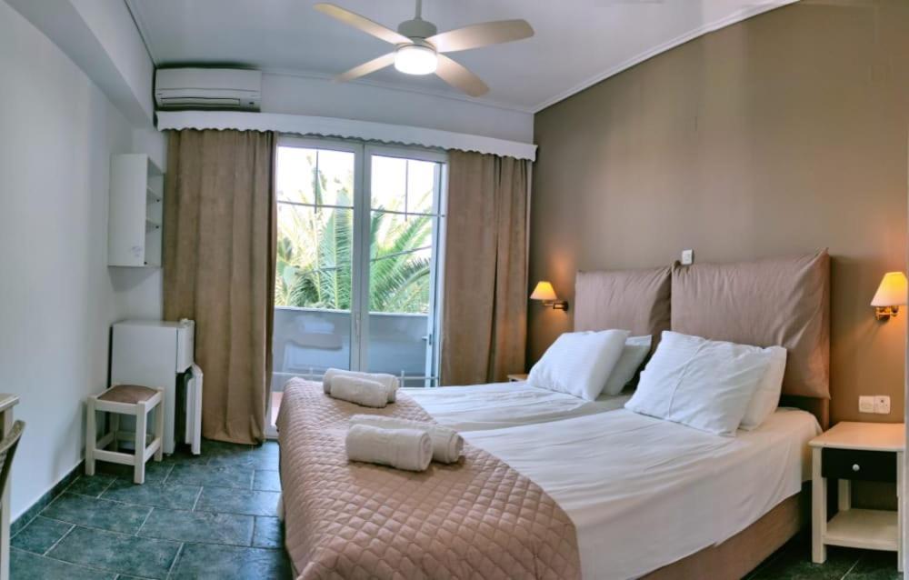 Blue Star 2 Hotel Pyrgi Thermis Ngoại thất bức ảnh